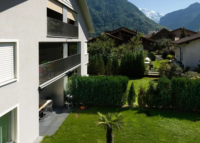Schoene Parterrewohnung In Matten * Matten bei Interlaken